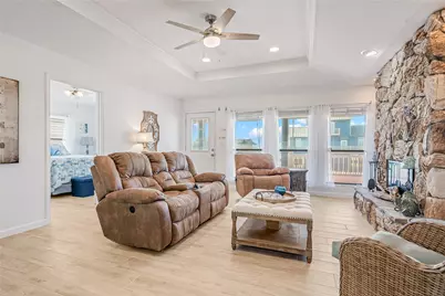 3225 Sea Castle Drive, Crystal Beach, TX 77650 - Photo 15