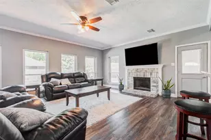 9215 Landry Blvd, Spring, TX 77379 - Photo 17