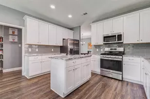 9215 Landry Blvd, Spring, TX 77379 - Photo 11
