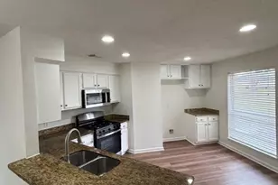 14014 Bay Gardens Dr, Sugar Land, TX 77498 - Photo 5