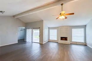 12051 Creekhurst Dr, Houston, TX 77099 - Photo 9