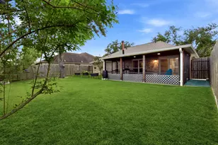 2622 S Peach Hollow Cir, Pearland, TX 77584 - Photo 35