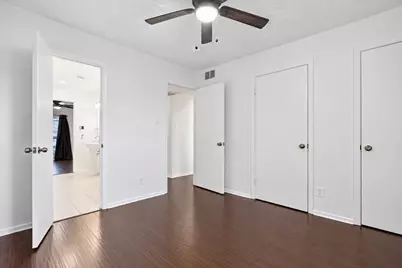 1901 S Voss Road #33, Houston, TX 77057 - Photo 11