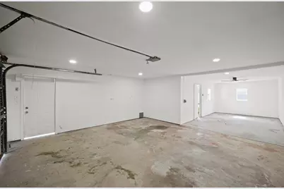 5943 Greenmont Drive, Houston, TX 77092 - Photo 29