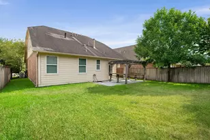26 Canterborough Pl, Tomball, TX 77375 - Photo 25
