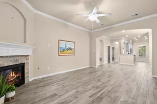 26 Canterborough Pl, Tomball, TX 77375 - Photo 9