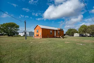 1101 W Houston Ave, Seadrift, TX 77983 - Photo 5