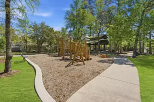 135 Hansom Trail St, The Woodlands, TX 77382 - Photo 39