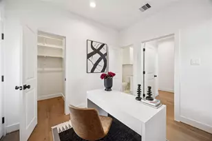 2806 Mills St, Houston, TX 77026 - Photo 5