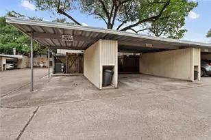 12997 Trail Hollow Dr, Houston, TX 77079 - Photo 19