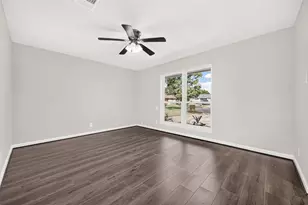 5519 Karelian Dr, Houston, TX 77091 - Photo 5