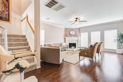 15415 Longhorn Cavern Drive, Sugar Land, TX 77498 - Photo 9