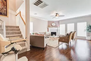 15415 Longhorn Cavern Dr, Sugar Land, TX 77498 - Photo 9