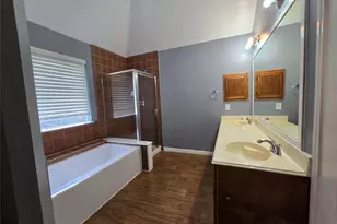 8927 Diamond Lake Ln, Houston, TX 77083 - Photo 13