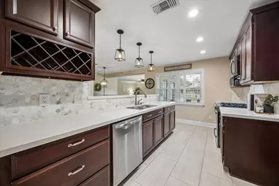 2318 Cheshire Lane, Houston, TX 77018 - Photo 11