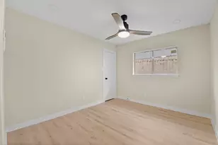 2322 Aprilmont Dr, Sugar Land, TX 77498 - Photo 21