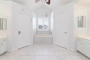 13831 Marbledale Ct, Houston, TX 77059 - Photo 33