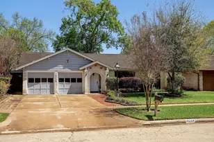 16326 Hollow Wood Dr, Houston, TX 77090 - Photo 1