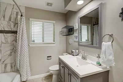 16326 Hollow Wood Drive, Houston, TX 77090 - Photo 7