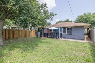5217 Avenue N 1/2, Galveston, TX 77551 - Photo 3