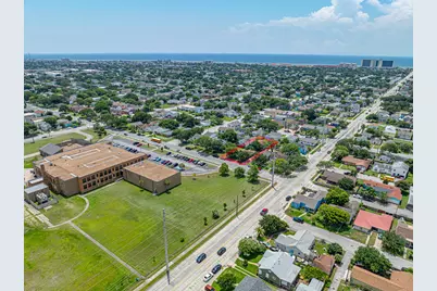 5217 Avenue N 1/2, Galveston, TX 77551 - Photo 7
