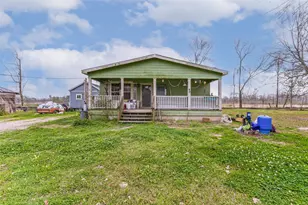 27136 Coach Light Ln, New Caney, TX 77357 - Photo 29