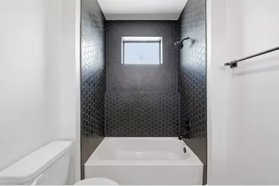 4605 Harrisburg Boulevard #C, Houston, TX 77011 - Photo 21