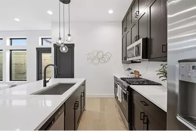 4605 Harrisburg Boulevard #C, Houston, TX 77011 - Photo 9