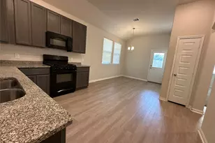 122 Tejas Village Pkwy, Beasley, TX 77417 - Photo 5