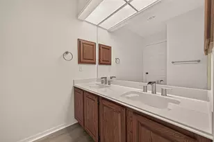 14139 Swallowfield Dr, Houston, TX 77077 - Photo 27