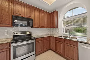 14139 Swallowfield Dr, Houston, TX 77077 - Photo 17