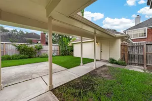 14139 Swallowfield Dr, Houston, TX 77077 - Photo 39