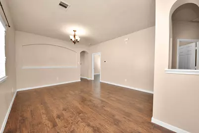 1612 Claremont Garden Circle, Houston, TX 77047 - Photo 15
