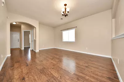 1612 Claremont Garden Circle, Houston, TX 77047 - Photo 11