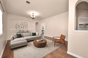 1612 Claremont Garden Cir, Houston, TX 77047 - Photo 13