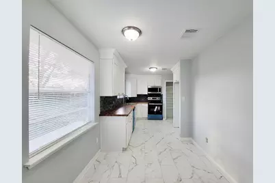 2024 Stonesthrow Drive, Bay City, TX 77414 - Photo 9