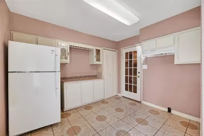 968 Garapan Street, Houston, TX 77091 - Photo 5
