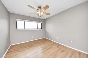 2588 Bering Dr, Houston, TX 77057 - Photo 25