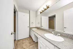 2588 Bering Dr, Houston, TX 77057 - Photo 21