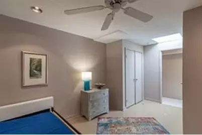 10211 Willowgrove Drive, Houston, TX 77035 - Photo 17
