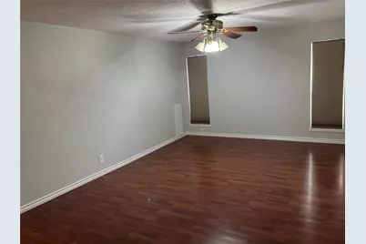 18515 Sweetmeadow Drive, Spring, TX 77379 - Photo 5