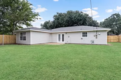 9510 Shepherd Drive, Beaumont, TX 77707 - Photo 19