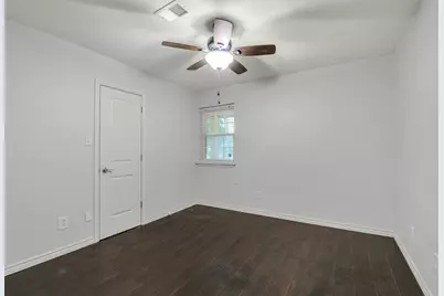 1215 Tejas Boulevard, Conroe, TX 77316 - Photo 17