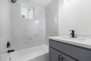 3521 McIlhenny St, Houston, TX 77004 - Photo 5