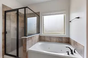 10546 Hartfield Bluff Ln, Cypress, TX 77433 - Photo 23