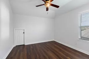 10546 Hartfield Bluff Ln, Cypress, TX 77433 - Photo 33