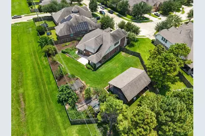10546 Hartfield Bluff Lane, Cypress, TX 77433 - Photo 47