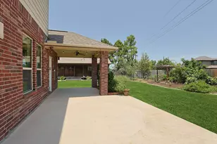 10546 Hartfield Bluff Ln, Cypress, TX 77433 - Photo 37
