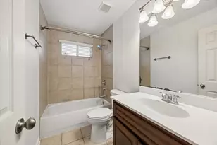 2201 Naomi St, Houston, TX 77054 - Photo 9