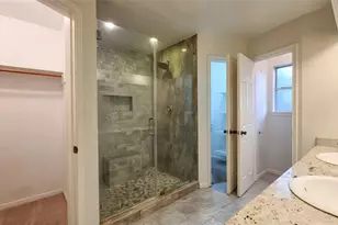 9114 S Pass Ln, Houston, TX 77064 - Photo 11